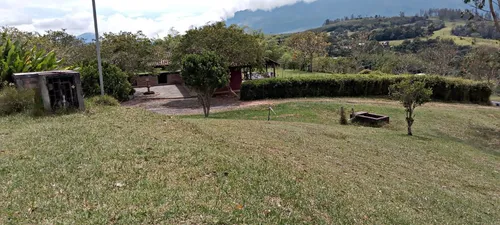 Calima, 10.000 M2, Lote En Venta