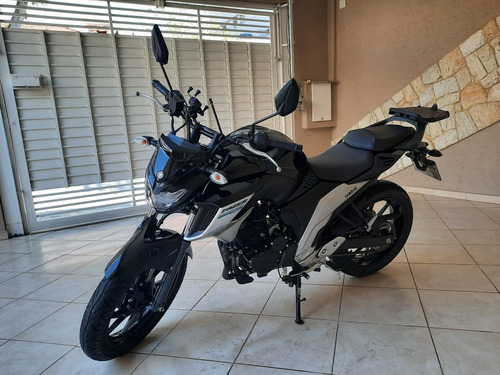 Imagem 2 de 5 de Yamaha Fazer 250cc