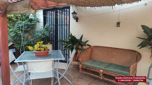 Vendo, Casa 2 Pisos, Sn José, Villa Las Brisas