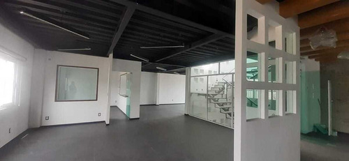 En Renta San Lorenzo Tepaltitlan, Edificio De 2 Plantastoluca