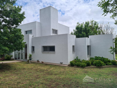 B° Privado Bosque Alegre -  Villa Allende - Casa 3 Dormitorios En Venta