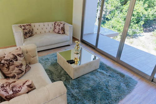 Venta Villa 5 Habitaciones En Jarabacoa, La Vega Republica Dominicana