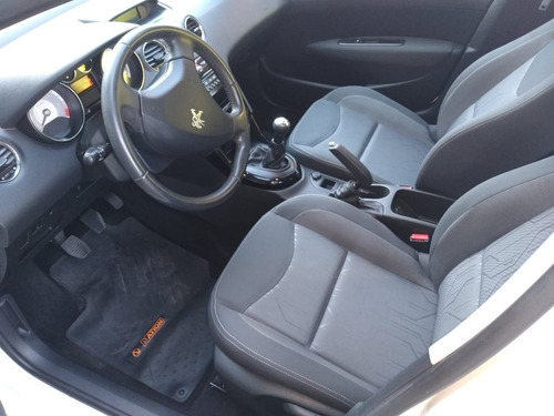 Peugeot 408 Active