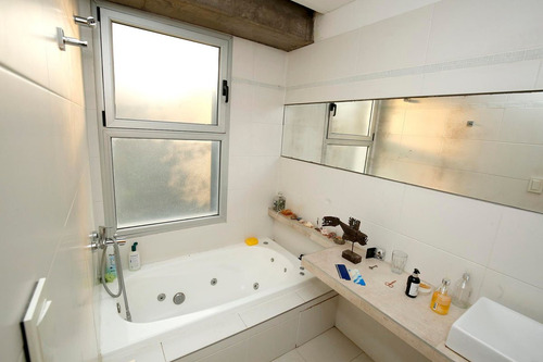 Casa En Venta En La Plata