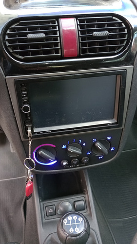 Chevrolet Corsa 1.8 Maxx Flex Power 5p