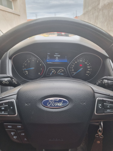 Ford Focus III 2.0 Sedan Se Plus Mt