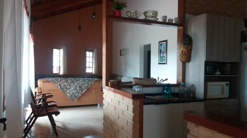 Imagem 8 de 22 de Linda Chácara Para Quem Busca Um Lugar Tranquilo Para Morar, Ao Lado Da Aldeia Da Serra - Ch0003