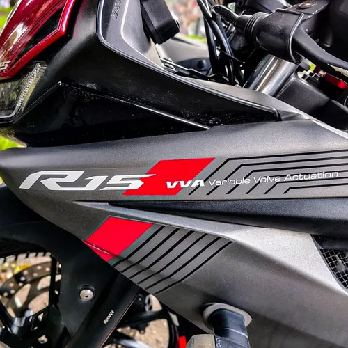 Yamaha R15 V3 Gris Rojo 2019