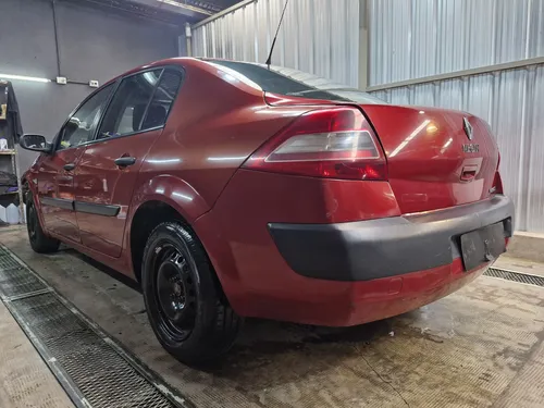 Renault Megane Ii -chocado-