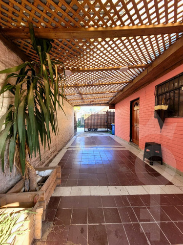 Amplia Casa 3hab 2 Ba Avenida La Florida