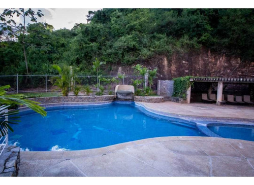 Venta Pent House Santa Fe Norte (5h+2serv/6b+s/6p)