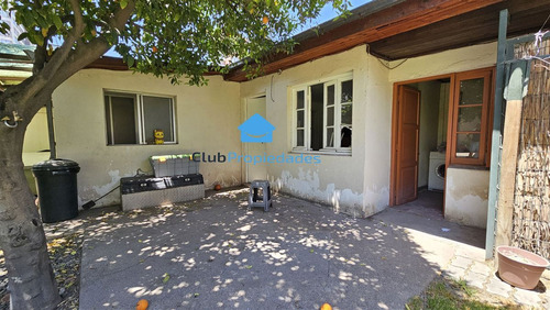 Se Vende Amplia Casa En Comuna De San Miguel,
