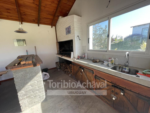 Imagen 13 de 30 de Hermosa Casa En Zona Residencial De Colonia(altos Del Molino)