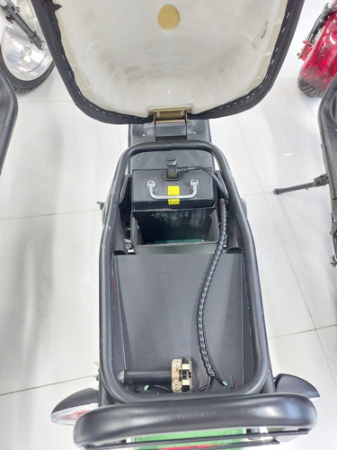 Imagem 7 de 7 de Scooters Eletricas 2000w Plus 0km