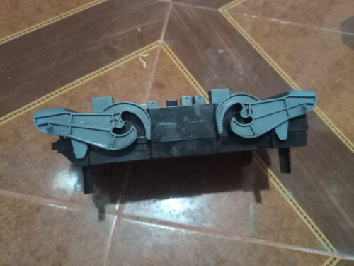 Caja Fusibles Chevrolet Tahoe 2009 5.3 (Usado)