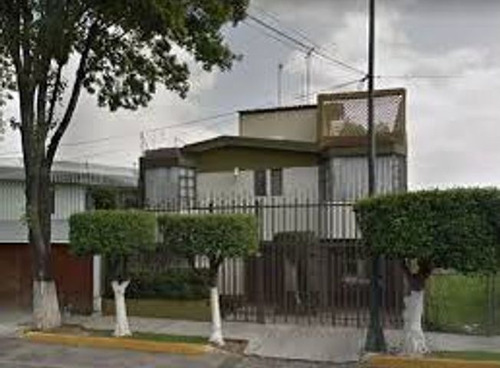 Hermosa Casa En Paseo De Los Abetos #65. Aproveche Esta Gran Oportunidad 