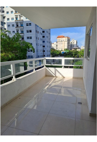 Se Vende Apto En Torre Labro Del Vergel, 180 Mts.2, 3 Habs, 3er. Nivel
