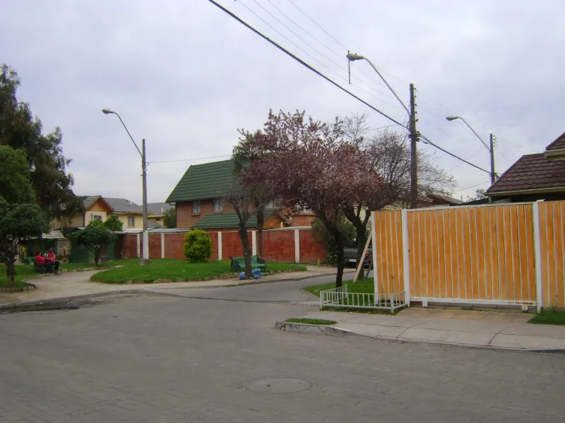 Imagen 3 de 19 de Casa Dos Pisos En Pleno Centro De Maipu