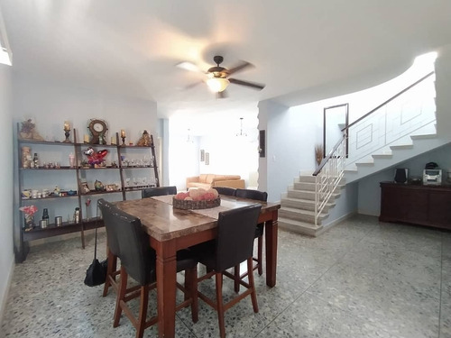 Imagen 18 de 26 de Adriana Atienzo Vende | Casa Quinta En Agua Blanca (atc-790)