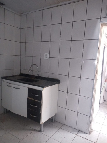 Terreno Com Uma Casa De 4 Cômodos E Um Sobrado De 3 Comodos