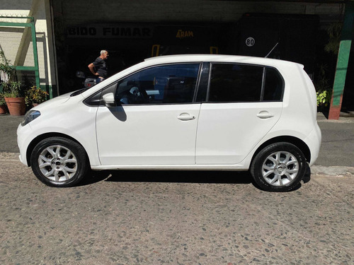 Volkswagen Up! 2015 1.0 High Up! 5 P Financiado En Cuotas