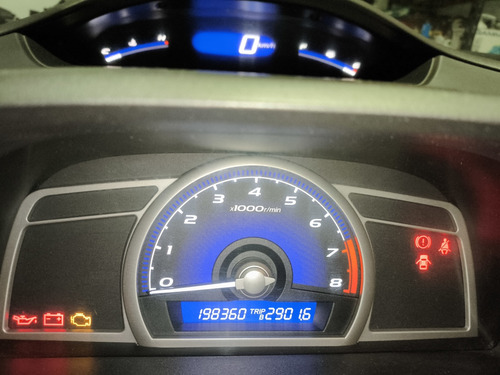 Honda Civic 1.8 Lxs Mt