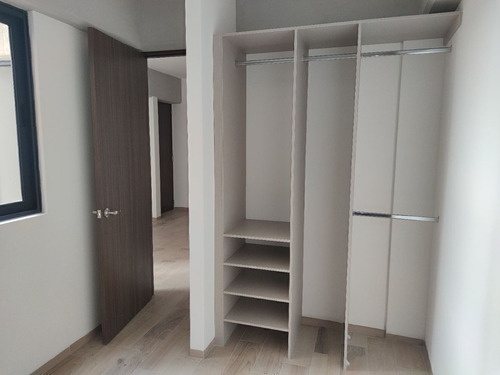 Departamento Con Doble Balcón Para Entrega Inmediata, Col. Granjas
