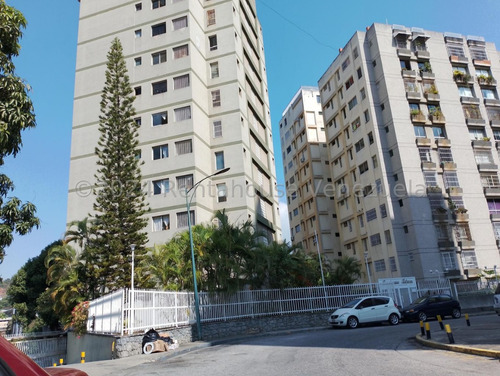 Apartamento En Venta En Prados Del Este #24-5631 Yosmil Carrero