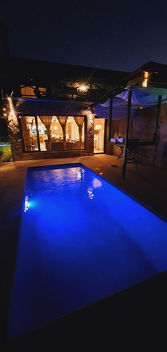 Dueño Alquila Exclusiva Casa Con Piscina Climatizada - San Martín De Los Andes - Barrio Privado.