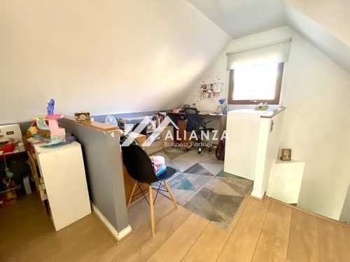 Casa En Condominio Aislada Con Gran Terreno, Imperdible!!!!