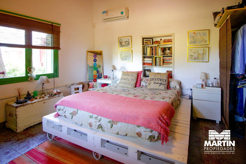 Chacra En Capilla Del Señor. Casa De Campo Y Casa De Huéspedes. Lote 17.745 M2. Pileta Y Bosquecito.