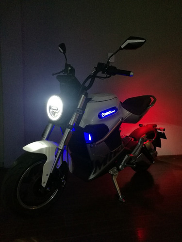 Imagen 3 de 25 de Moto Electrica Super Miku Max Litio 4000 Sunra 0 Km 2022