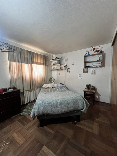Se Vende Casa De 3h, 2b En Tranquilo Barrio Residencial