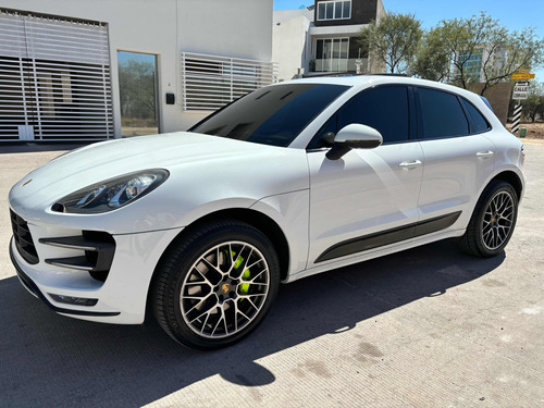 Porsche Macan Turbo