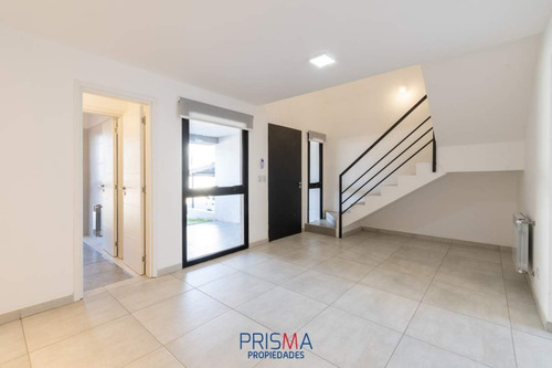 Imagen 3 de 19 de Se Vende Dúplex 3 Dormitorios Miradores I De Manantiales