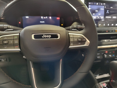 Imagen 7 de 18 de Jeep Commander Limited 1.3 Turbo At6 4x2 7 Asientos $