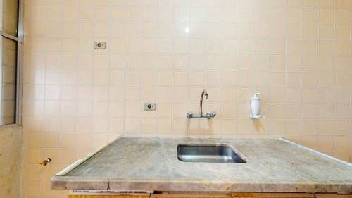 Imagem 20 de 30 de O Apartamento Conta Com Um Living Que Comporta Até 2 Ambientes, Além De Ter Uma Agradável Varanda, Boa Para Cultivar Plantas E Relaxar. - Ap02859 - 70339024
