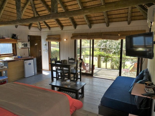 Casa En Alquiler Por Temporada - Monoambiente En Punta Del Diablo