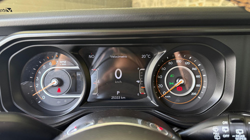 Jeep Wrangler 5p Unlimited Sahara L4/2.07/T Aut