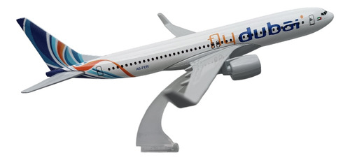 Avion Comercial A Escala 1:400,  Fly Dubai B737, 15 Cms.