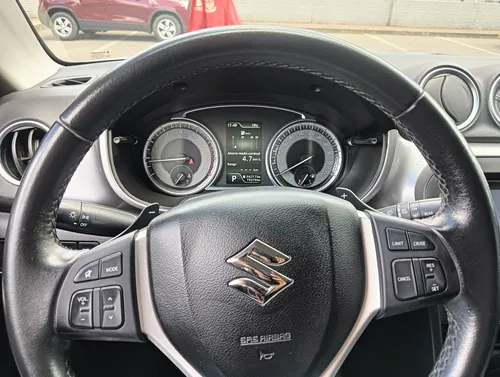 Suzuki Vitara Live At 2wd Full