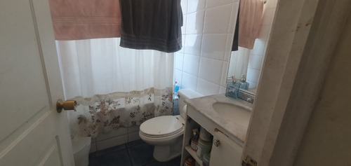 Casa 2 Pisos Amplia , 5 Dormitorios , 3 Baños , Living , Com