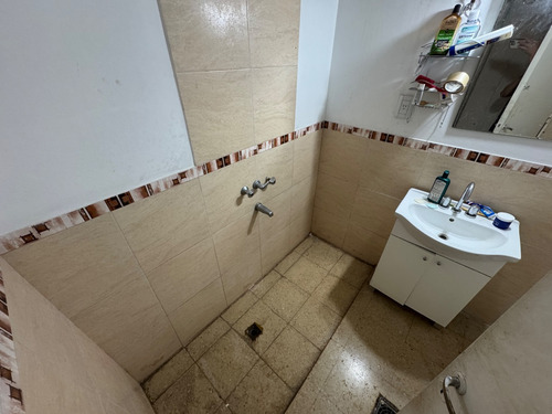 Propiedad 2 Dorm. Barrio Parque Velez Sarsfield - Planta Baja - Apta Crédito