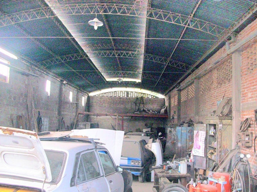 Imagen 5 de 7 de Chile 1352 - Casa Depto Galpon A Refaccionar