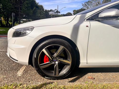 Volvo V40 2.0 T5 R-design Drive-e 5p