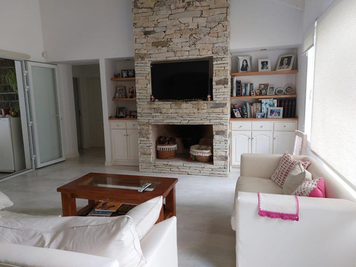 Imagen 9 de 24 de Casa En Venta - 4 Ambientes - Barrio La Herradura Pinamar
