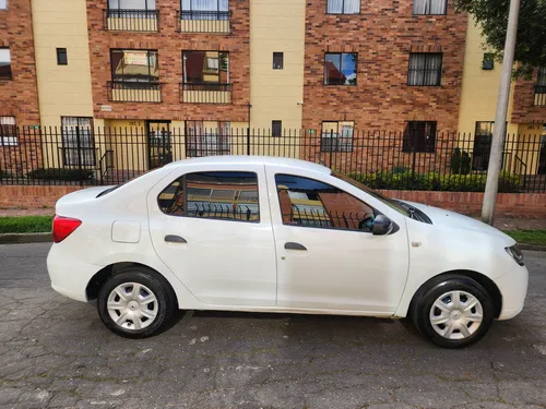 Renault Logan 1.6 Expression / Life +