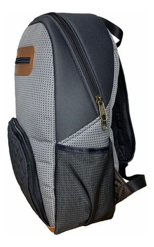 Imagem 4 de 7 de Mochila Resistente Artesanal Com Tecido Automotivo