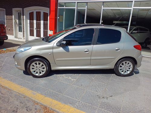 Peugeot 207 Compact 1.6 Xt