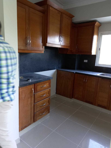 Imagen 9 de 14 de Apartamentos En Sector Dominicanos Ausentes Av. 30 De Mayo